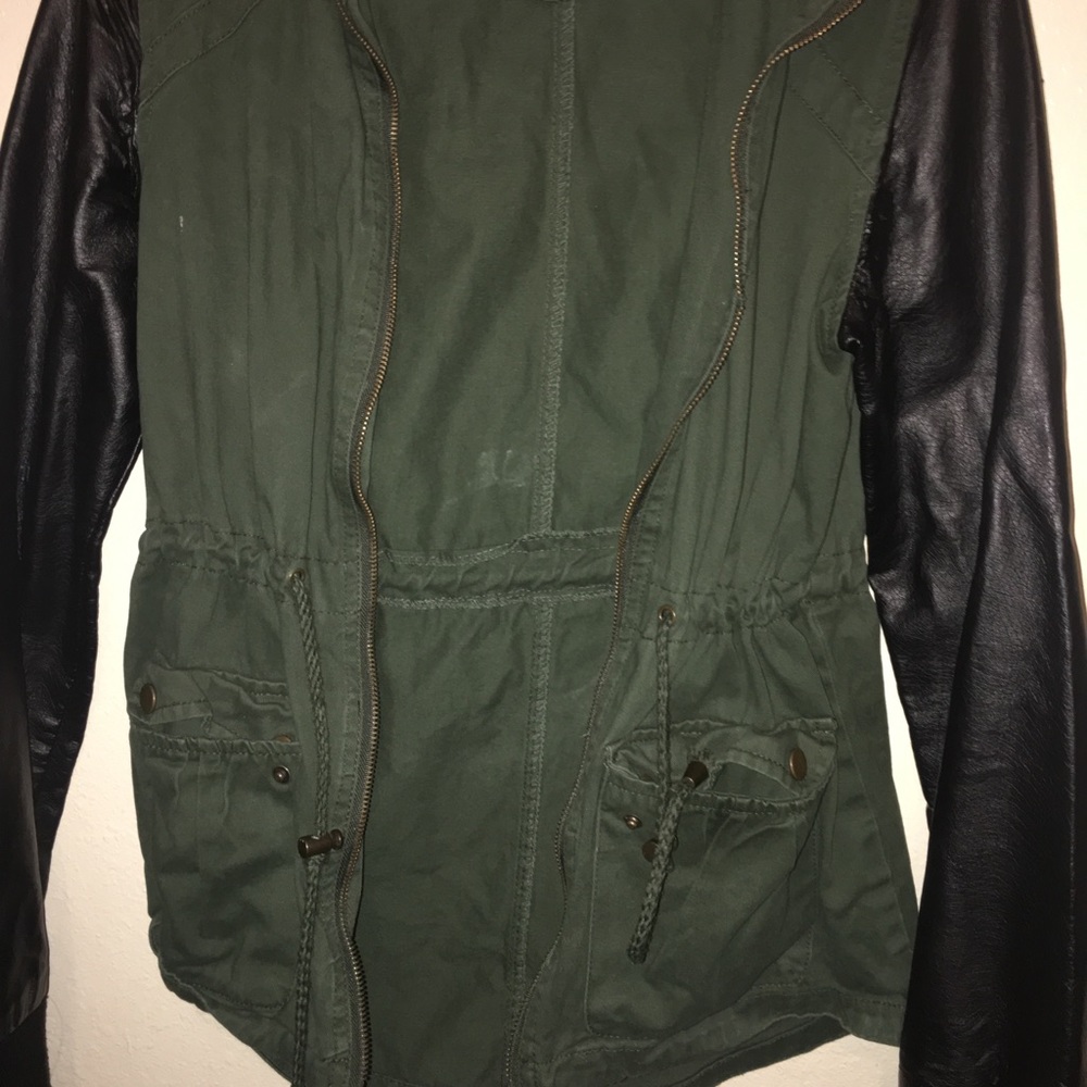 Jacket - Picture 2 of 4